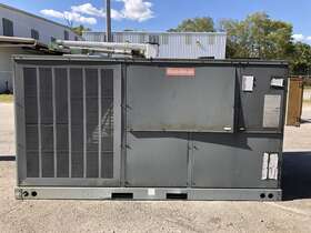 Cpc120xxx4bxxxaa Goodman Central Air Conditioning Unit Ccr16774