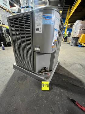 Lennox 13acx-060-230-17 / Volts 208-230 1 Ph Condenser Straight Cooling