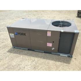 Zf048c00n4aaa4 York 4 Ton Convertible Rooftop Ac Unit 13 Seer 460/60/3 R-410a