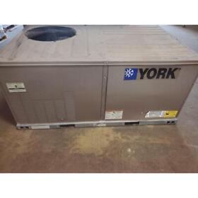 Zxe05a2b1aa1a111a2 York 4 Ton Convertible Rooftop Ac Unit 13 Seer 208-230/60/3