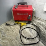 Honeywell Kaz 900W-1500W Proseries Utility Ceramic Air Heater Red HZ-510. Fixed Price $59.99.