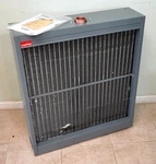 Dayton 5PV45 Hydronic Steam Hot Water Unit Heater 261-360K Btu 5500CFM 115V. Fixed Price $2200.00.